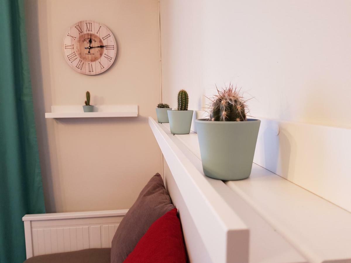 **** Genuar Apartments Malaga Center Экстерьер фото