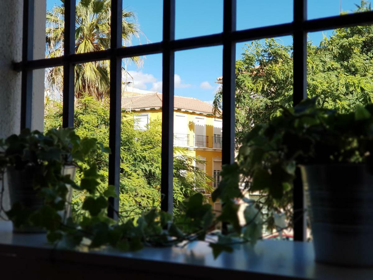 **** Genuar Apartments Malaga Center Экстерьер фото